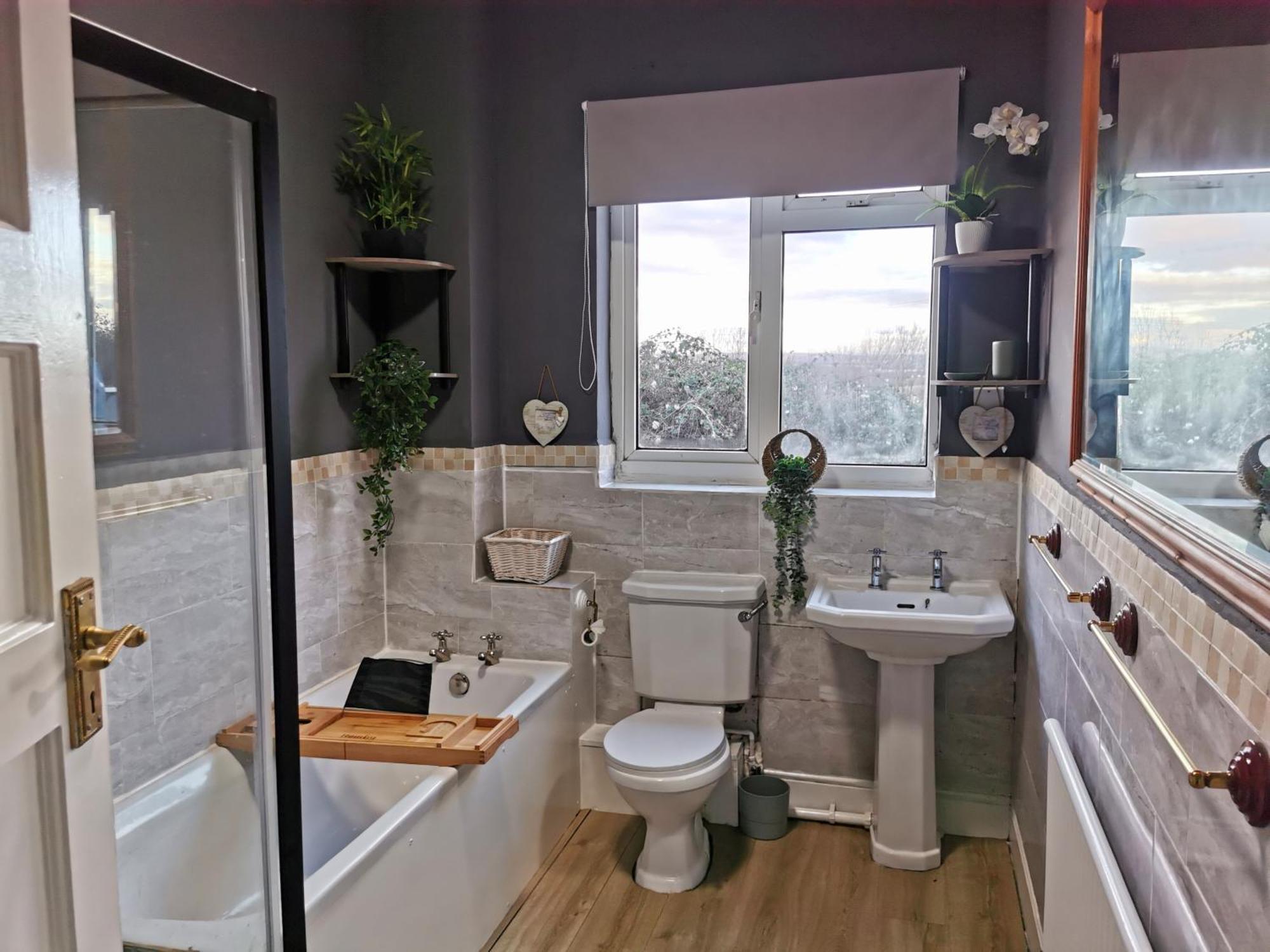 4 Bedroom Country Home Bristol Zewnętrze zdjęcie