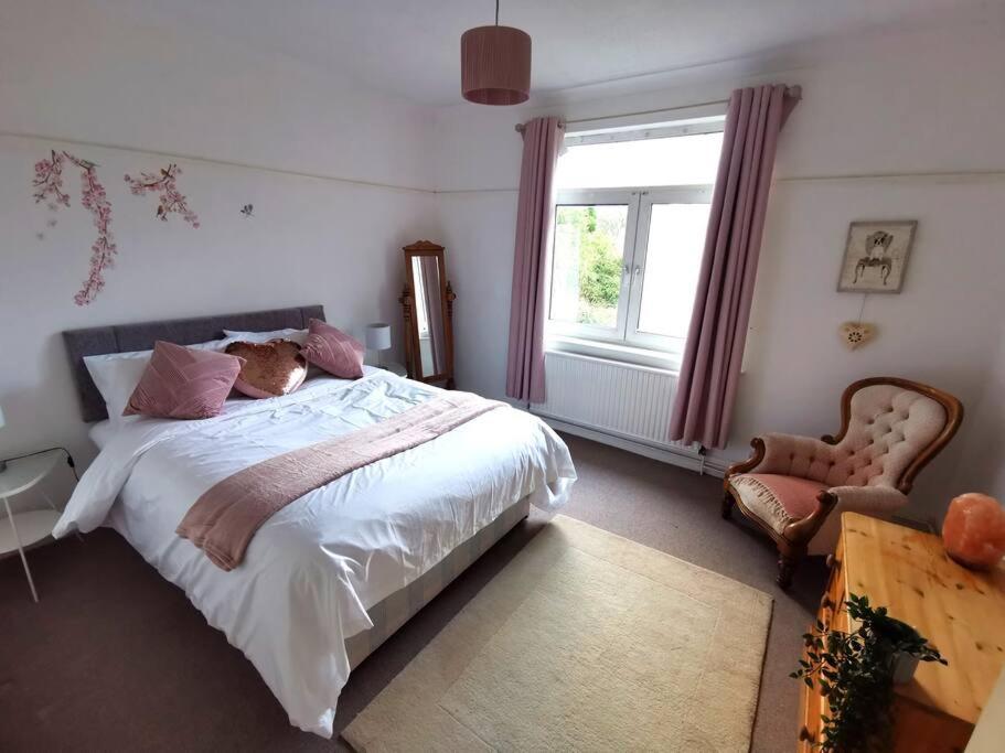 4 Bedroom Country Home Bristol Zewnętrze zdjęcie